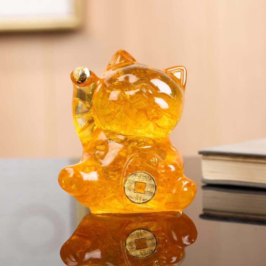 Reyife Yellow Crystal Lucky Cat Figurine Hand Carved Maneki Neko Money Cats Statue Feng Shui Decoration for Home Office Attract Good Luck Money Wealth with Gift Box (Amethyst)