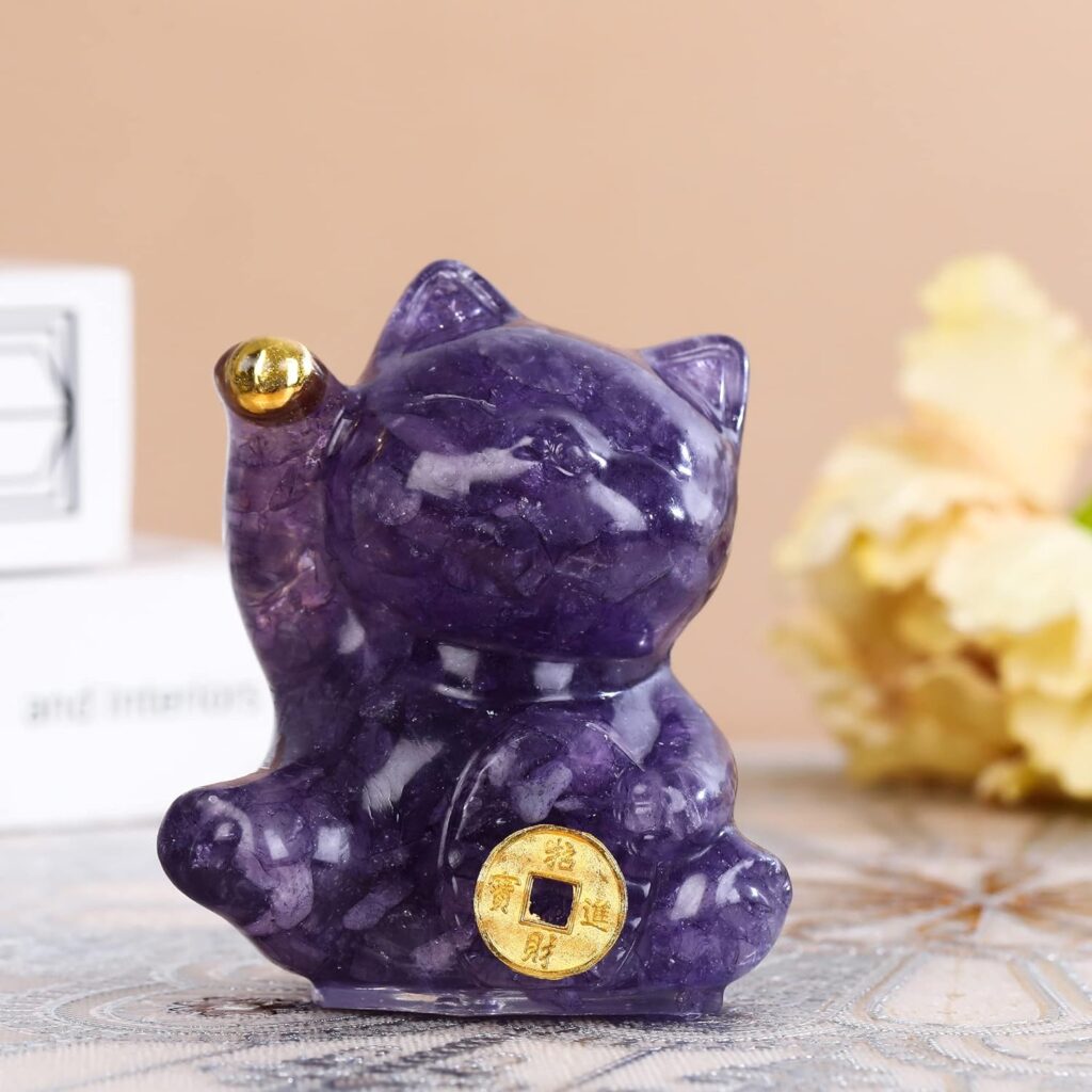 Reyife Yellow Crystal Lucky Cat Figurine Hand Carved Maneki Neko Money Cats Statue Feng Shui Decoration for Home Office Attract Good Luck Money Wealth with Gift Box (Amethyst)